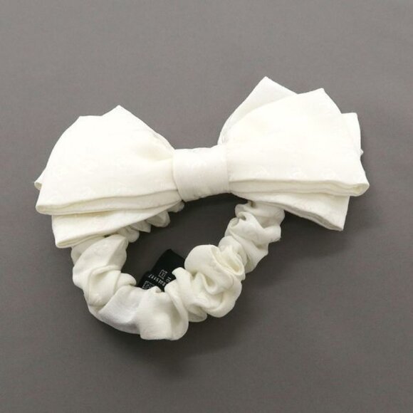 Chanel - Picture 3 of 6